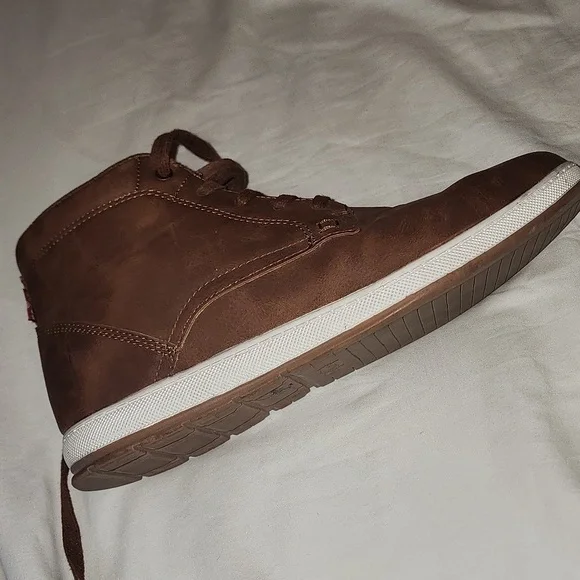 Men's Levi's Casual Sneakers/Boots - Picture 10 of 14